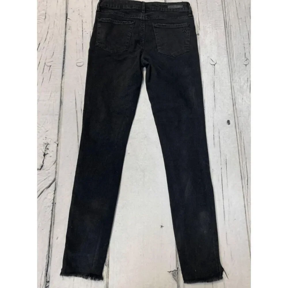 Articles-of-society Women's Black Jeans - size 27 Raw‎ Hem